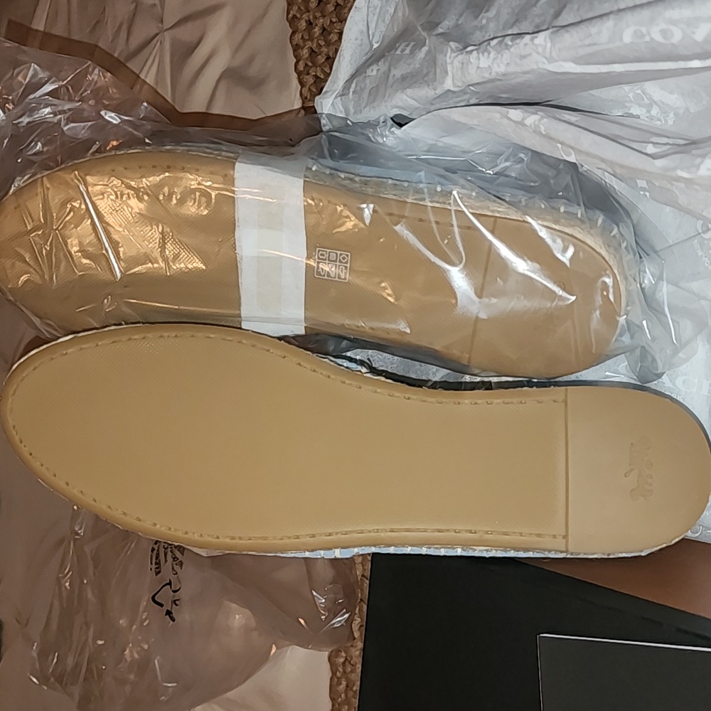 NWOT WOMENS COACH SUEDE ESPADRILLES - Picture 4 of 7